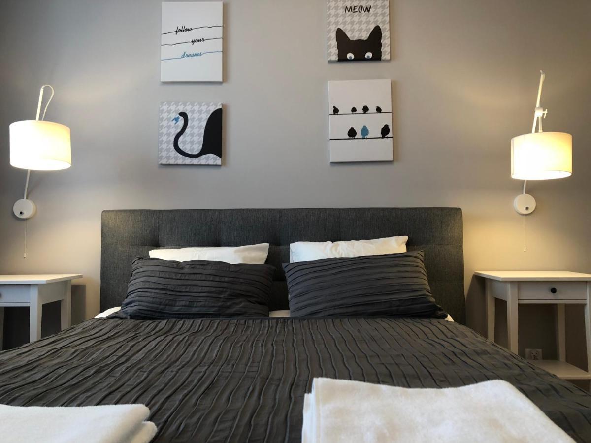 Smart & Exclusive- Zabiniec *