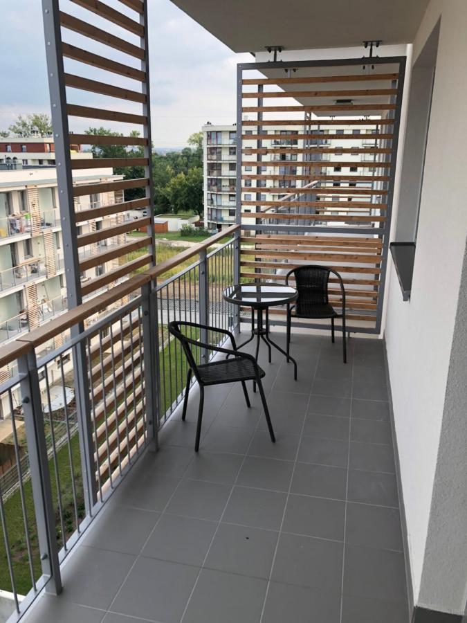 Smart & Exclusive- Zabiniec